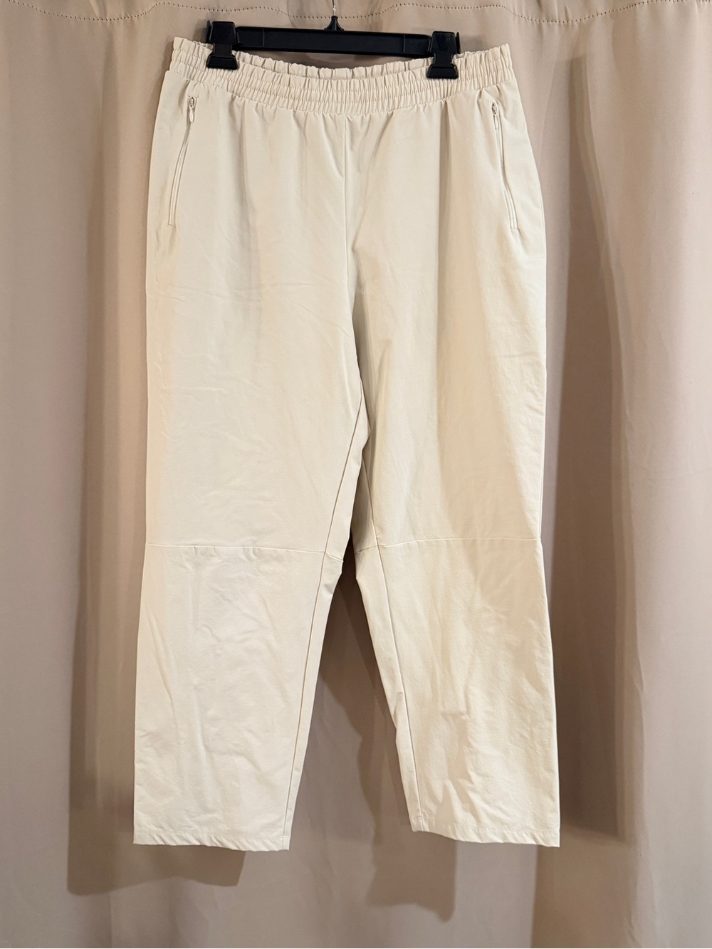 Women’s Te Verde  Lightweight Cream Elastic-Waist Ankle Pants